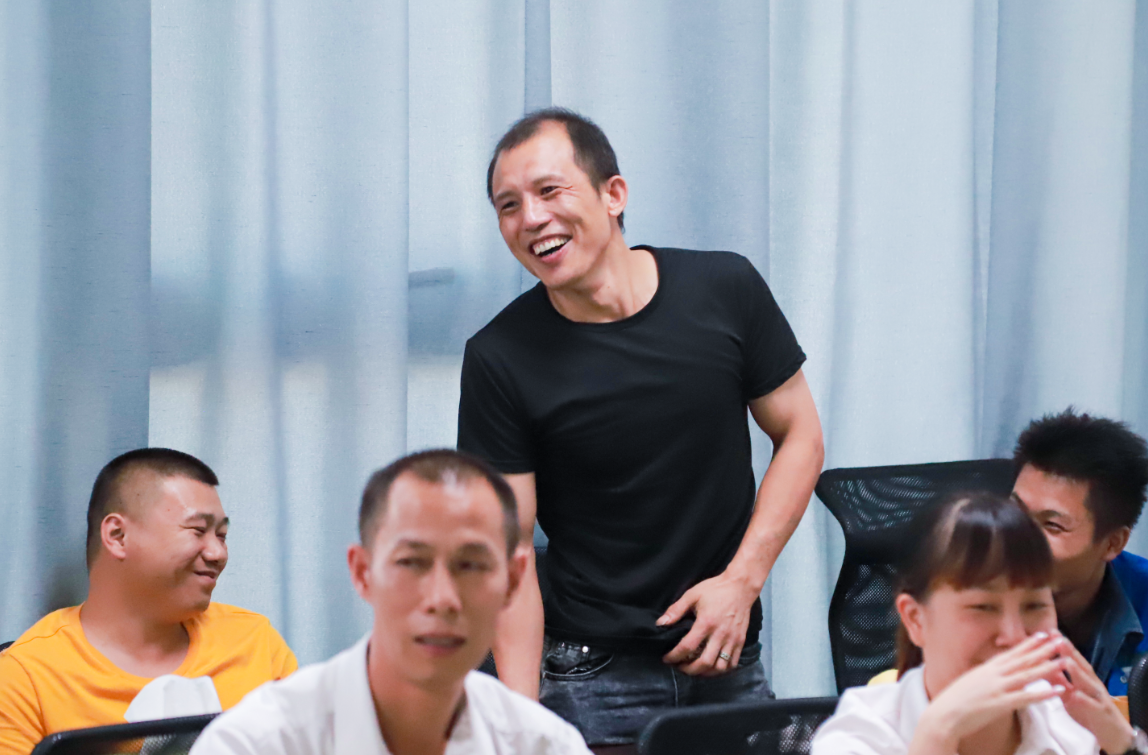 情滿中秋，共話未來。湘江電纜工會舉行中秋茶話會